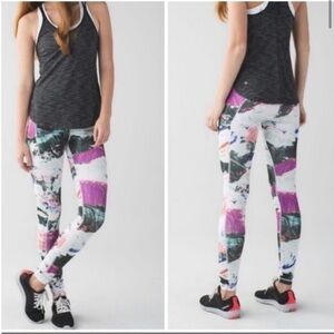 Lululemon Full-on Luxtreme Pigment
Wave Run Speed Tight Ill Leggings Size 4